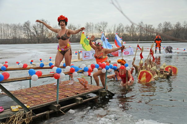 моржи липецк. моржи липецка. клуб моржей липецк. кузьминки моржевание фото. девушки моржи.