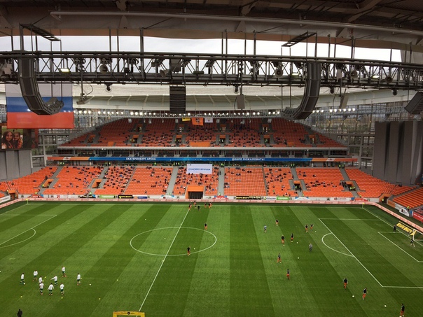 урал арена. футбольная арена екатеринбург. футбольный стадион екатеринбург арена. урал екатеринбург арена футбол стадион. стадион фк урал.
